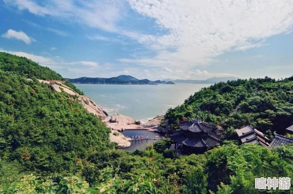 墨剑江湖侠影岛风景:独特自然与人文交融的绝美胜地吸引众多游客前来探访 墨剑江湖侠影岛风景:独特自然与人文交融的绝美胜地吸引众多游客前来探访