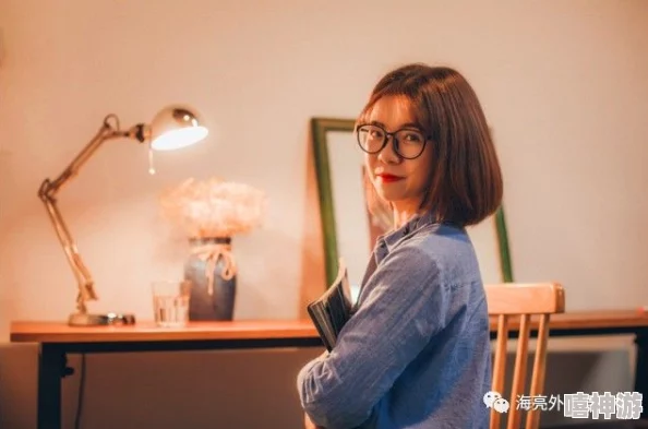 麻花传MD0076沈芯语老师:网友热议她的教学风格与对学生的影响,纷纷表示深受启发和感动 麻花传MD0076沈芯语老师:网友热议她的教学风格与对学生的影响,纷纷表示深受启发和感动