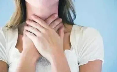 不小心看到了男生的睾丸怎么办？如何理解和处理这种尴尬情况