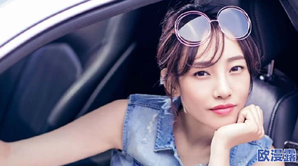 老赵揉着粉嫩的双乳太舒服了秀婷,竟然引发全网热议,网友们纷纷表示无法接受! 老赵揉着粉嫩的双乳太舒服了秀婷,竟然引发全网热议,网友们纷纷表示无法接受!