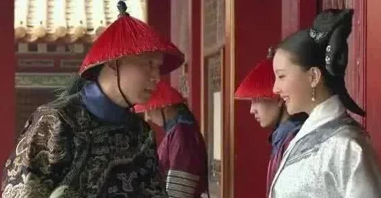 变态太监玩宫女高h，揭示古代宫廷权力斗争与情感纠葛的复杂关系，引发网友热议与讨论