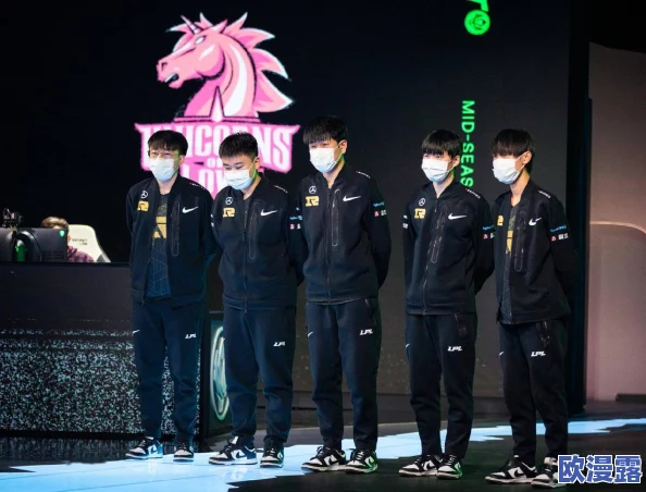 吴梦梦无套内谢，惊现私密视频引发网友热议，背后真相令人震惊！
