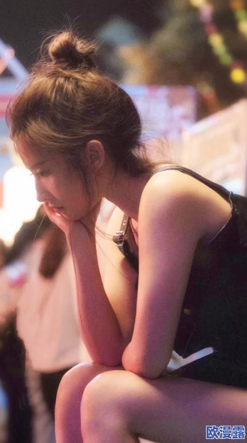 九色porn引发热议，网友热衷讨论其背后的文化现象与社会影响，成网络新宠！