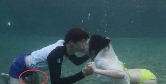 慢慢的从后面进去好爽，很多网友认为这种表达方式过于露骨，可能会引发不必要的误解和争议
