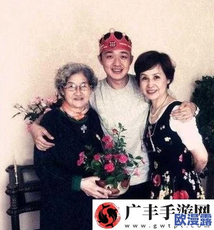海角大神和妈妈外婆是谁的孩子？惊人真相揭晓，背后隐藏着不为人知的家族秘密！