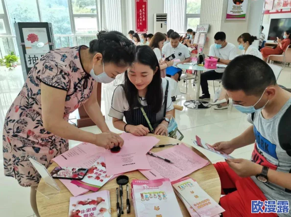 欧美欲乱妇135：最新动态揭示了该作品在观众中的热度持续上升，相关讨论和评论也愈发活跃