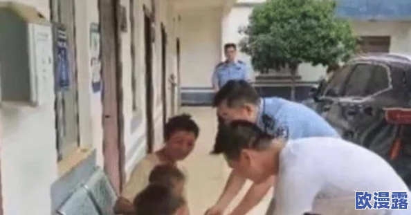 男人一边吃奶一边摸下身视频引发热议，网友们纷纷讨论其背后的社会现象与文化影响