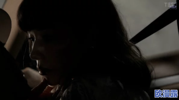在肉欲与情感交织的夜晚：双男主的高H短篇故事，探索禁忌与激情的极限