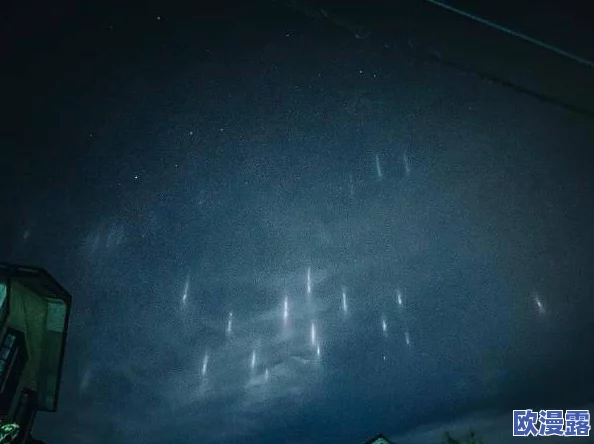 日本夏冰寒说：老师掀开裙子让我爽了一夜，近日引发热议，网友们纷纷讨论事件背后的教育问题与师生关系