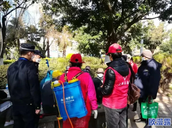的意思打牌不盖被子照片，这种生活态度真是让人哭笑不得，难道就不能好好休息吗？
