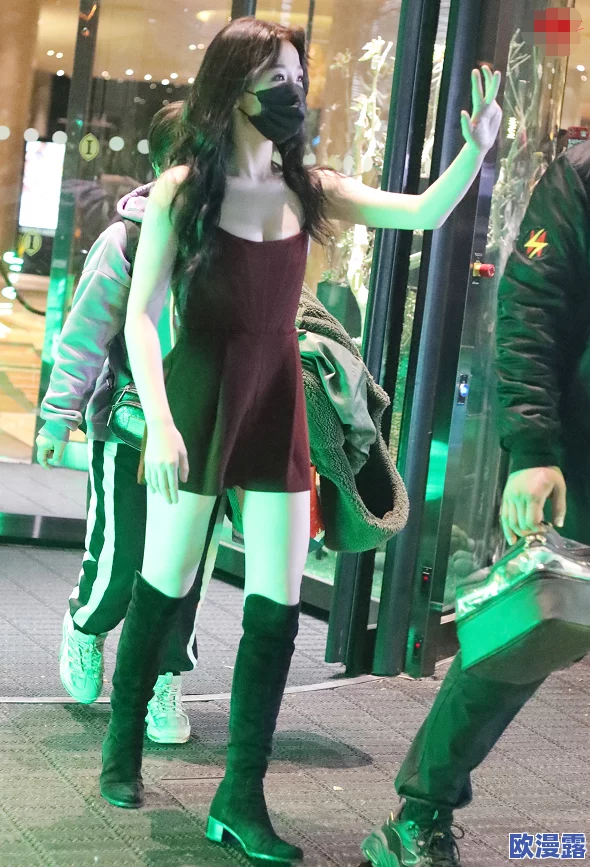 的漂亮的瘦子5高，真是让人羡慕，这样的身材和气质太吸引人了！