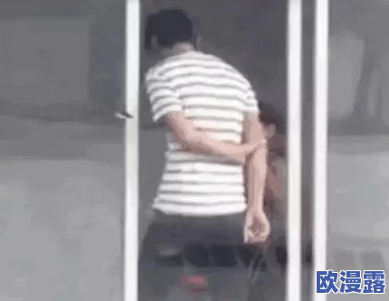 男女最猛烈xx00动态图近日在社交媒体上引发热议许多网友分享了自己的看法并讨论相关内容的影响力和社会反响